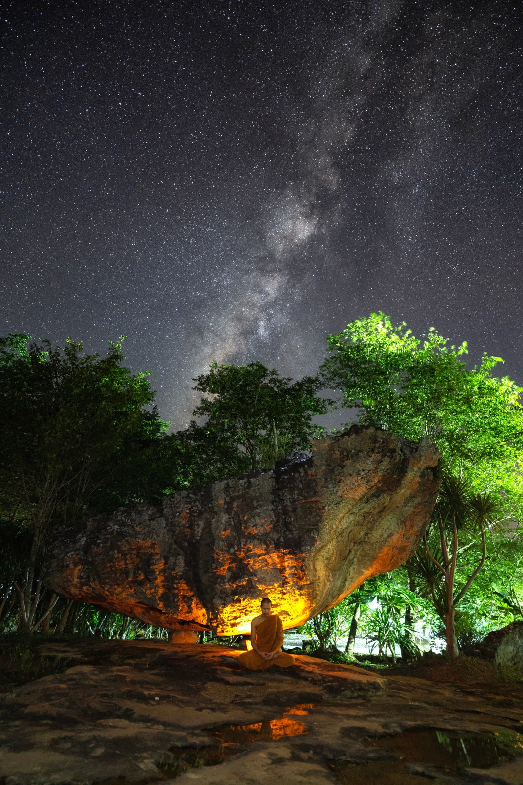 วัดภูตะเภาทอง: ขอพรความรัก ชมวิวธรรมชาติ