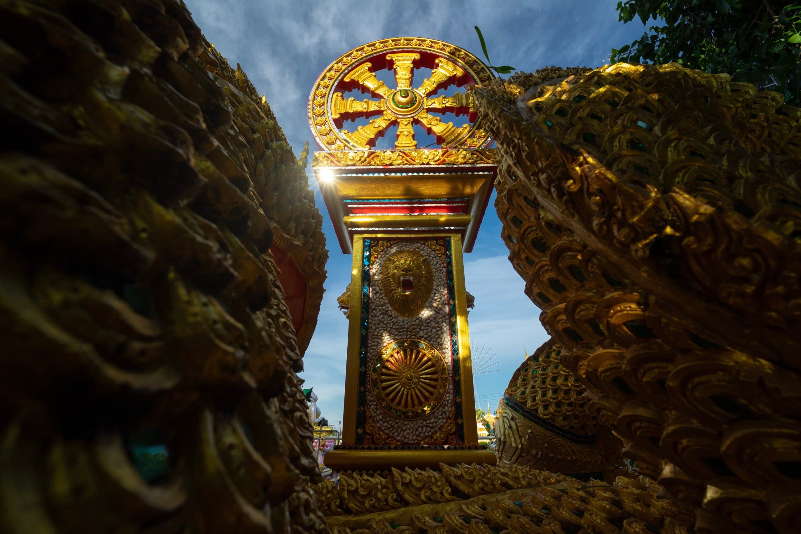 Wat Sa Mani Ban Phak Top: Sacred Blessings, Beautiful Architecture, Ancient Well