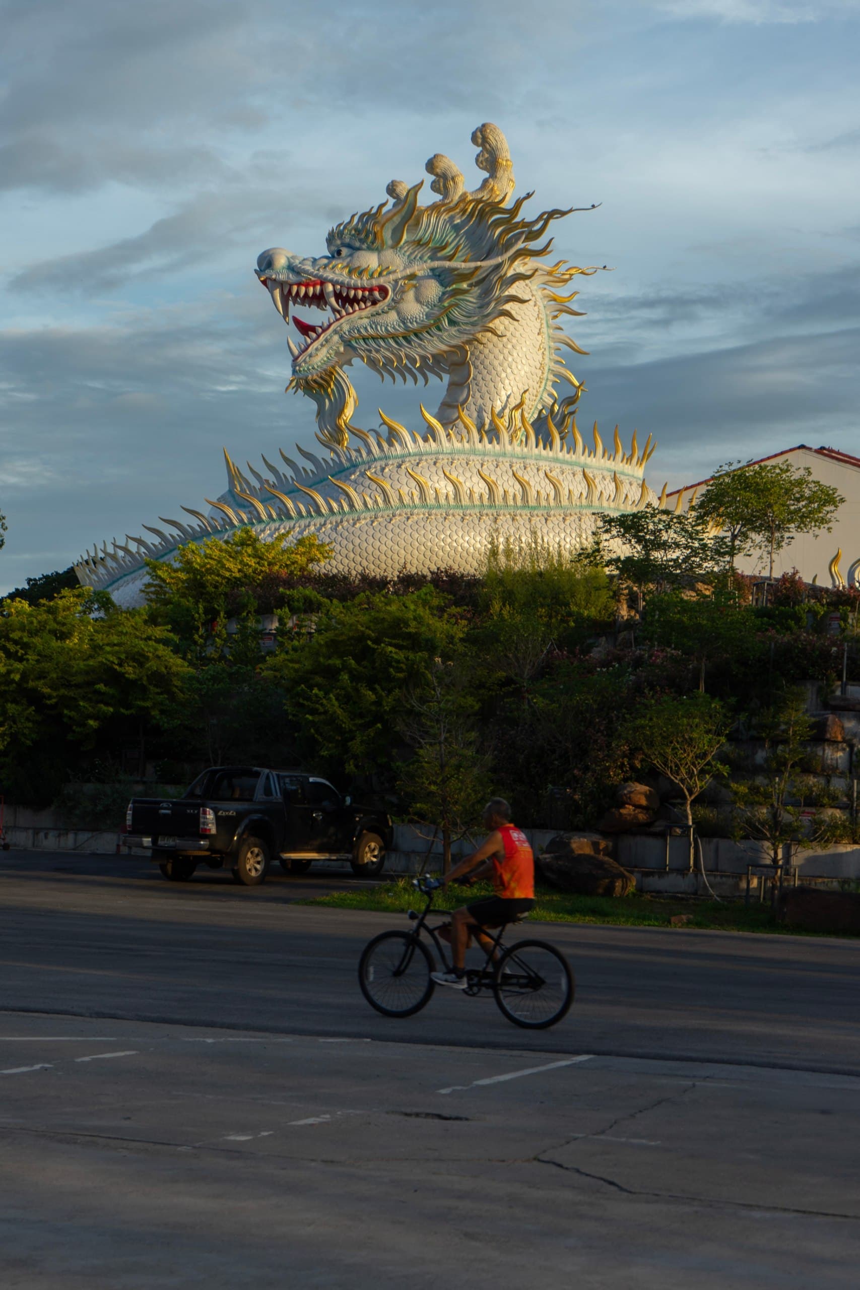 ศาลเจ้าปู่ย่า: สถาปัตยกรรมจีน, ขอพร, ถ่ายรูปสวย